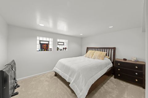 Tiny photo for 5009 W Catalpa Avenue, Chicago, IL 60630 (MLS # 12622440)