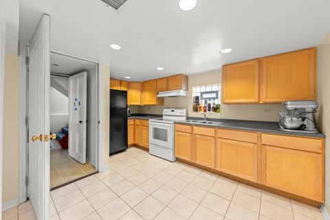 Tiny photo for 5009 W Catalpa Avenue, Chicago, IL 60630 (MLS # 12622440)