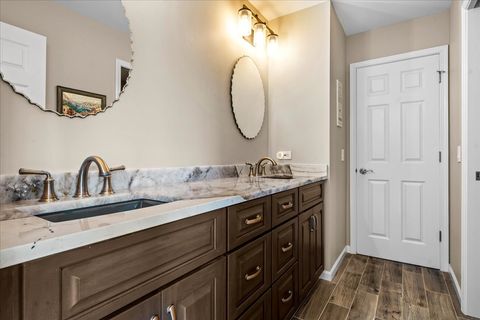 Tiny photo for 3390 Whirlaway Drive, Northbrook, IL 60062 (MLS # 12634998)