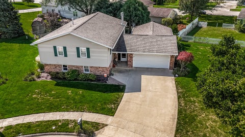 Tiny photo for 701 N Mohave Drive, Pontiac, IL 61764 (MLS # 12766280)