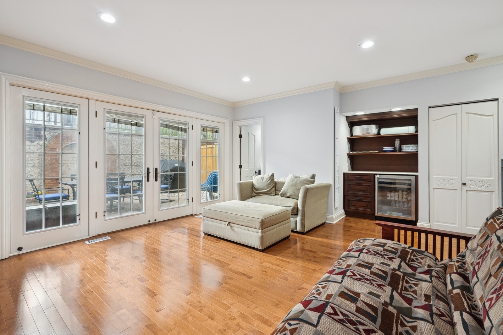 55 W Goethe Street 1236