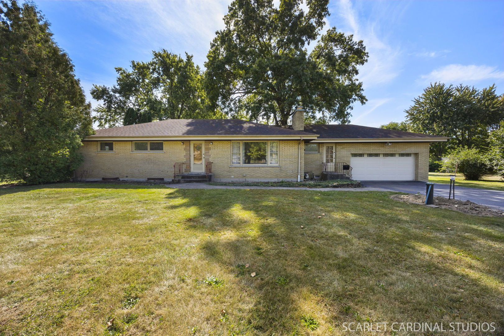 Lisle, Illinois 60532, United States, 3 Bedrooms Bedrooms, ,2 BathroomsBathrooms,Residential,Active,243439