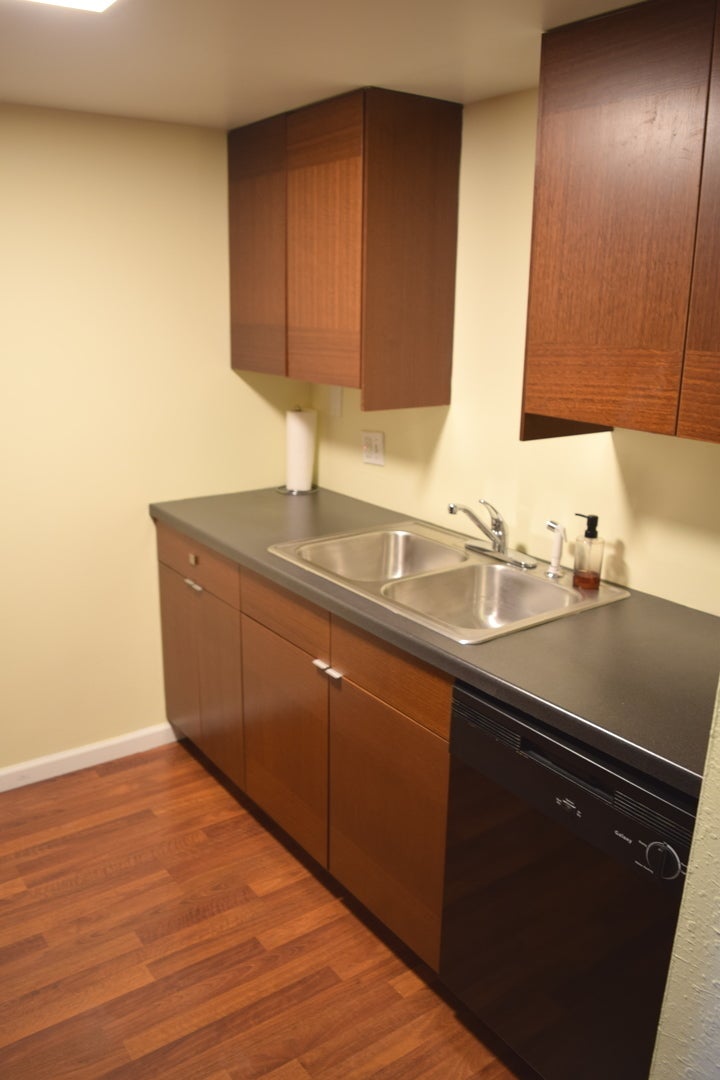 1 Renaissance Place 207