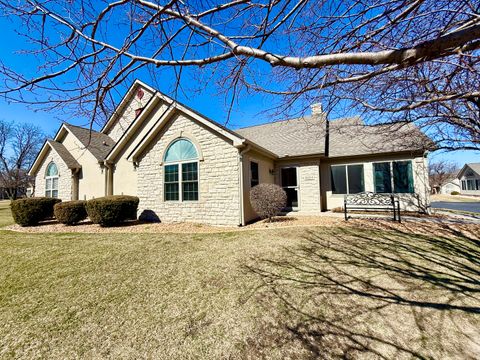 Photo of 18244 Murphy Circle #18244, Tinley Park, IL 60487 (MLS # 12587893)