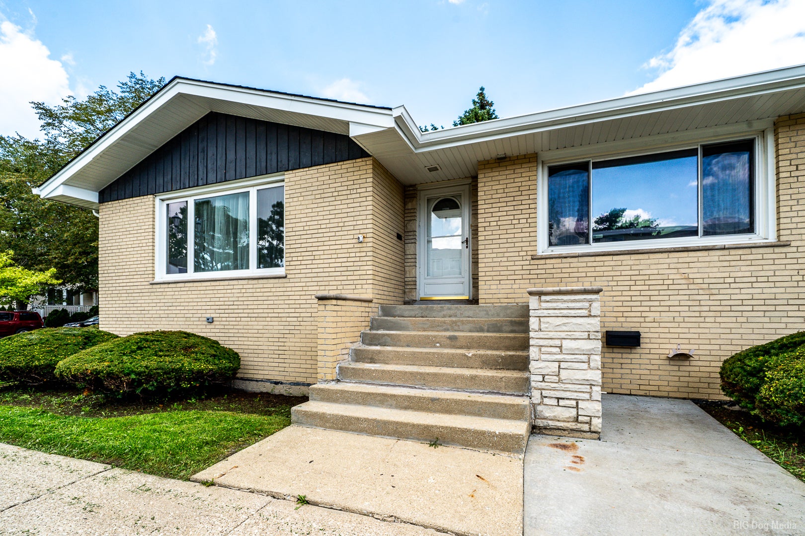 3045 S 48th Court