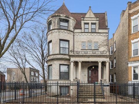4458 S Prairie Avenue Chicago IL 60653