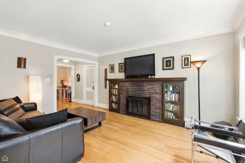 Tiny photo for 1626 W Highland Avenue #1W, Chicago, IL 60660 (MLS # 12435590)