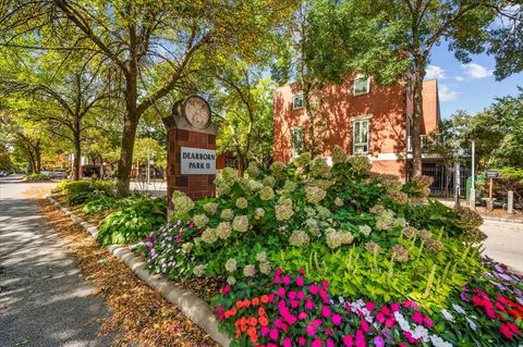 Photo of 1200 S Federal Street #D, Chicago, IL 60605 (MLS # 12484664) Photo of 1200 S Federal Street #D, Chicago, IL 60605 (MLS # 12484664)