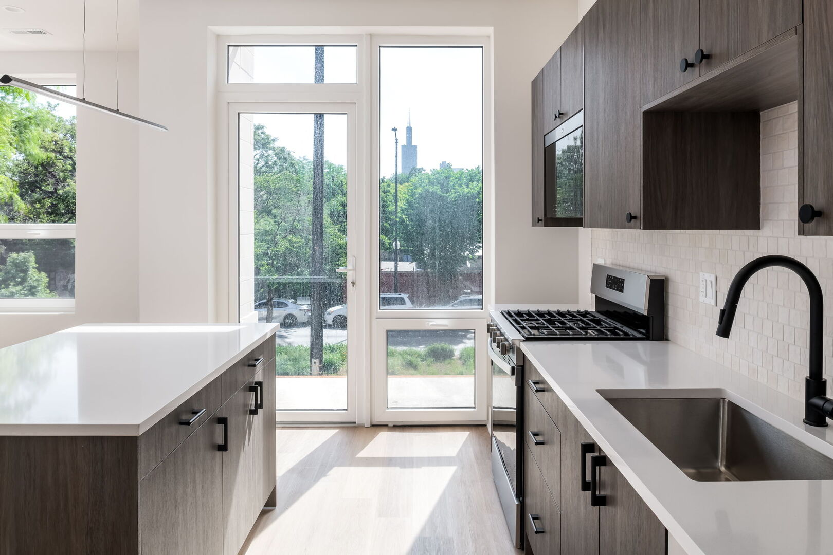 224 S Ashland Avenue 401