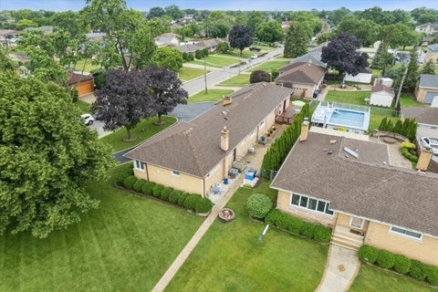 Tiny photo for 8231 W Berwyn Avenue, Chicago, IL 60656 (MLS # 12710865)