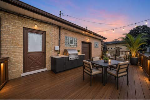 Tiny photo for 8231 W Berwyn Avenue, Chicago, IL 60656 (MLS # 12710865)