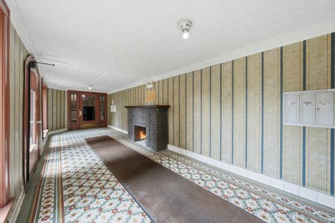 Tiny photo for 2212 E 70th Street #1B, Chicago, IL 60649 (MLS # 12714410)