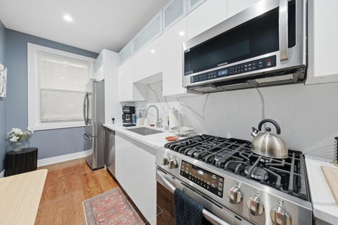 Tiny photo for 2212 E 70th Street #1B, Chicago, IL 60649 (MLS # 12714410)
