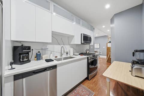 Tiny photo for 2212 E 70th Street #1B, Chicago, IL 60649 (MLS # 12714410)