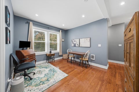 Tiny photo for 2212 E 70th Street #1B, Chicago, IL 60649 (MLS # 12714410)
