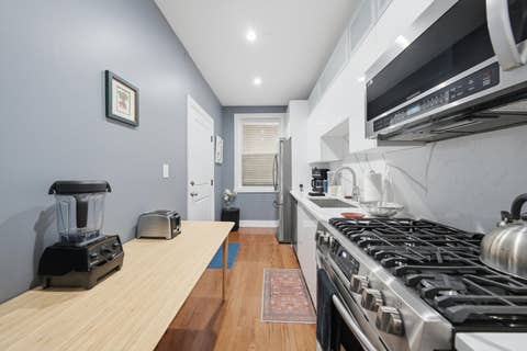 Tiny photo for 2212 E 70th Street #1B, Chicago, IL 60649 (MLS # 12714410)