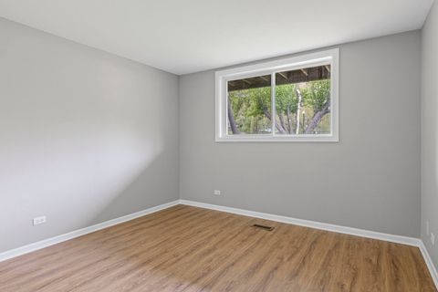 Tiny photo for 764 TERRACE Court #A, Elgin, IL 60120 (MLS # 12469044)