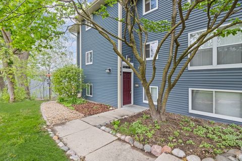 Tiny photo for 764 TERRACE Court #A, Elgin, IL 60120 (MLS # 12469044)