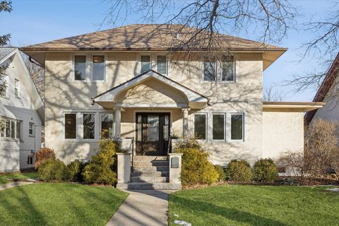 Photo of 3111 Wenonah Avenue, Berwyn, IL 60402 (MLS # 12570930)