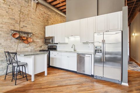 Tiny photo for 226 N Clinton Street #216, Chicago, IL 60661 (MLS # 12622983)