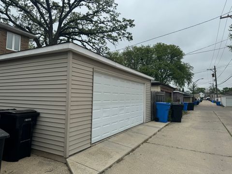 Tiny photo for 3349 N Paris Avenue, Chicago, IL 60634 (MLS # 12584534)