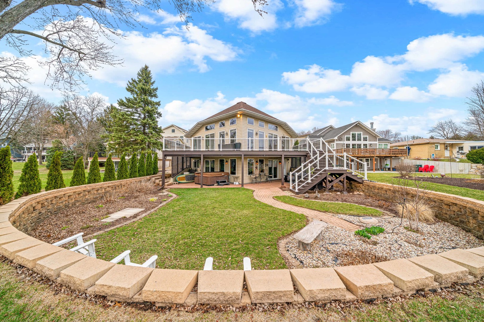 394 Holiday Drive