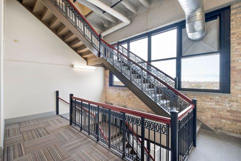 Tiny photo for 1601 W School Street #511, Chicago, IL 60657 (MLS # 12516630)