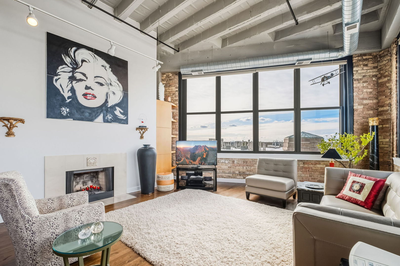 1601 W School Street 511