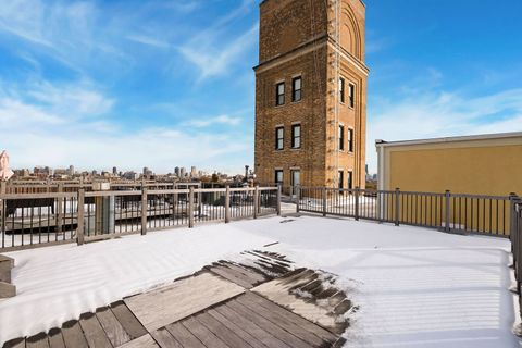 Tiny photo for 1601 W School Street #511, Chicago, IL 60657 (MLS # 12516630)