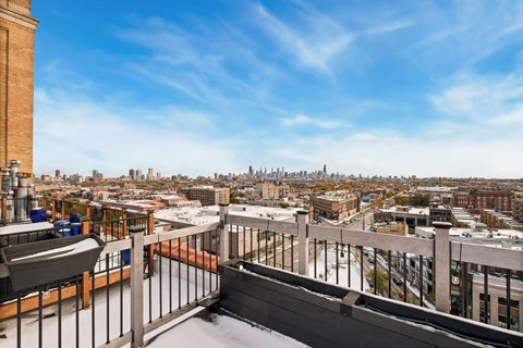 Tiny photo for 1601 W School Street #511, Chicago, IL 60657 (MLS # 12516630)