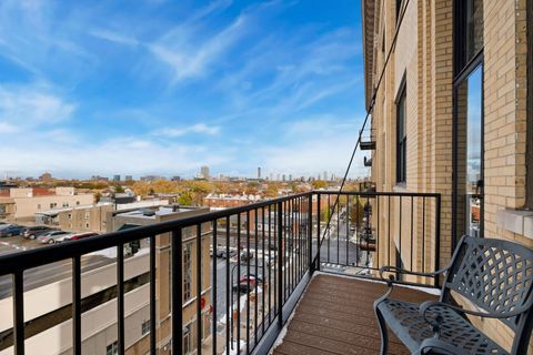 Tiny photo for 1601 W School Street #511, Chicago, IL 60657 (MLS # 12516630)