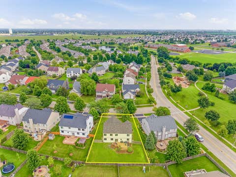 Tiny photo for 2203 Seaton Avenue, Joliet, IL 60431 (MLS # 12727615)