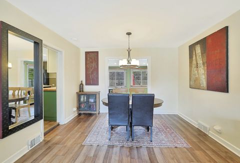 Tiny photo for 2611 Lake Avenue, Wilmette, IL 60091 (MLS # 12550965)