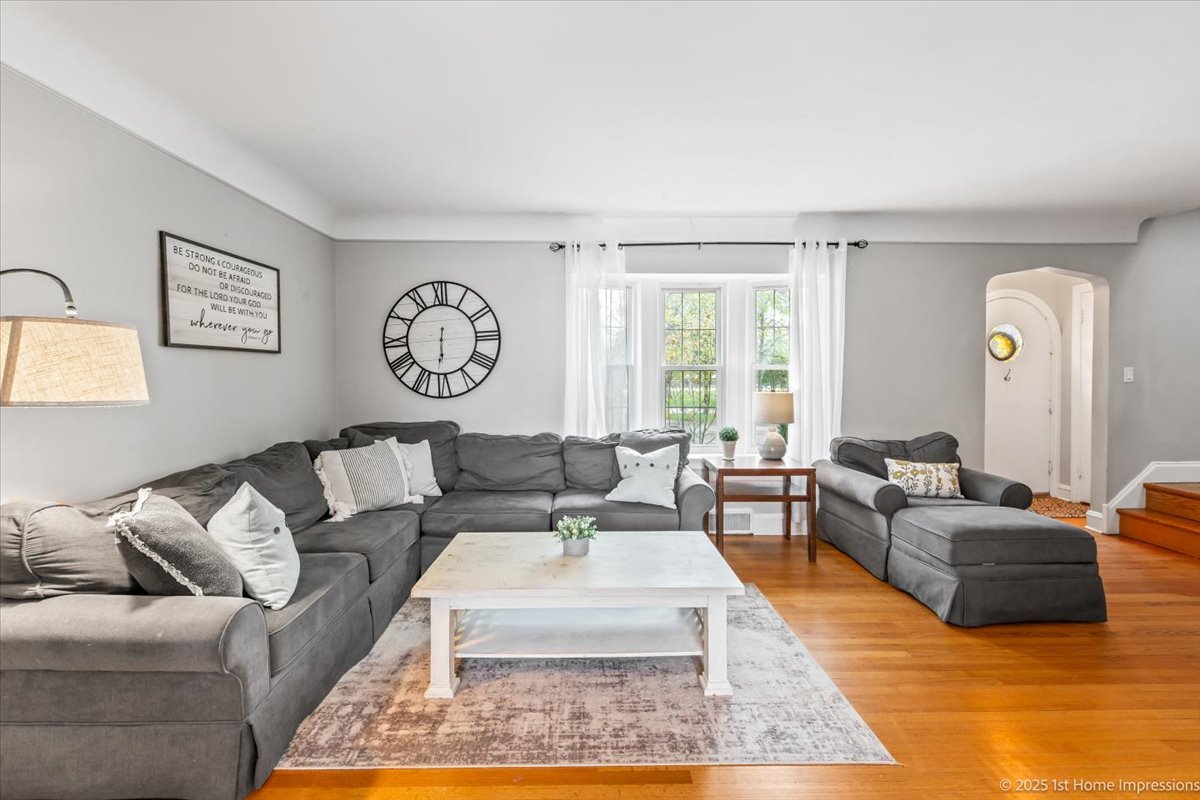 2517 W 114th Street
