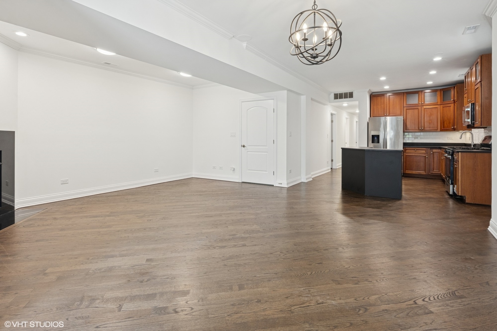 506 W Oakdale Avenue 1