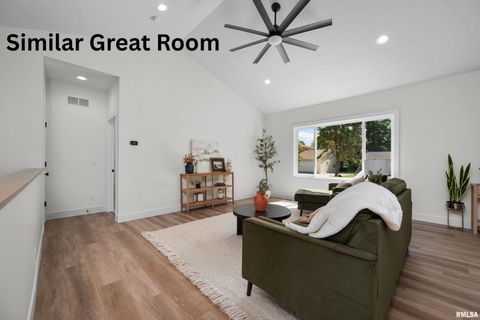 Tiny photo for 4727 WILLOW Circle, Davenport, IA 52806 (MLS # QC4269995)