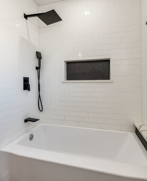 Tiny photo for 235 W 43rd Street, Chicago, IL 60609 (MLS # 12733116)