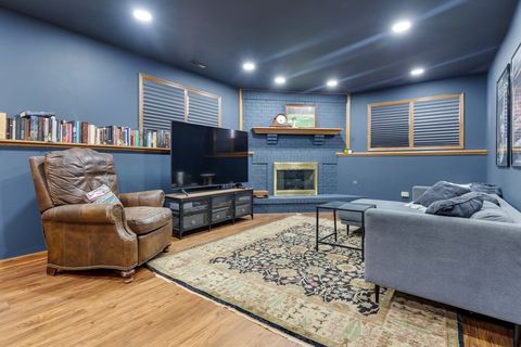 Tiny photo for 4828 N Newcastle Avenue, Chicago, IL 60656 (MLS # 12486628)