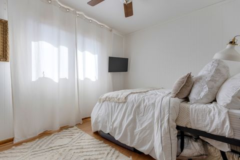 Tiny photo for 4828 N Newcastle Avenue, Chicago, IL 60656 (MLS # 12486628)