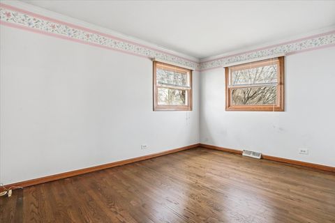 Tiny photo for 509 Bonniebrook Avenue, Mundelein, IL 60060 (MLS # 12574074)