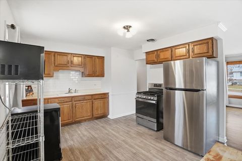 Tiny photo for 509 Bonniebrook Avenue, Mundelein, IL 60060 (MLS # 12574074)