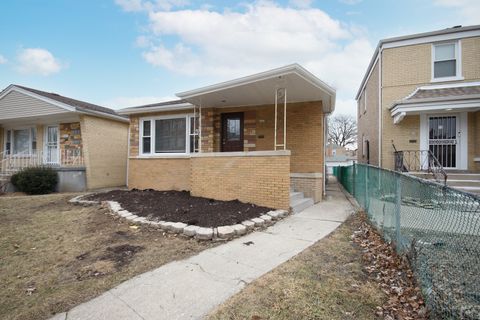Photo of 9137 S Justine Street, Chicago, IL 60620 (MLS # 12578382)