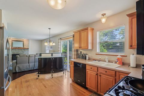 Tiny photo for 3616 Creekside Court, Winthrop Harbor, IL 60096 (MLS # 12462466)