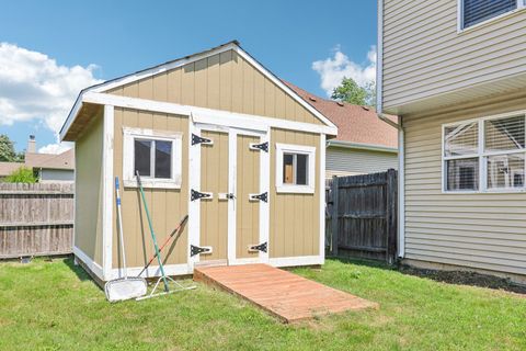 Tiny photo for 3616 Creekside Court, Winthrop Harbor, IL 60096 (MLS # 12462466)