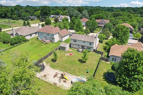 Tiny photo for 3616 Creekside Court, Winthrop Harbor, IL 60096 (MLS # 12462466)