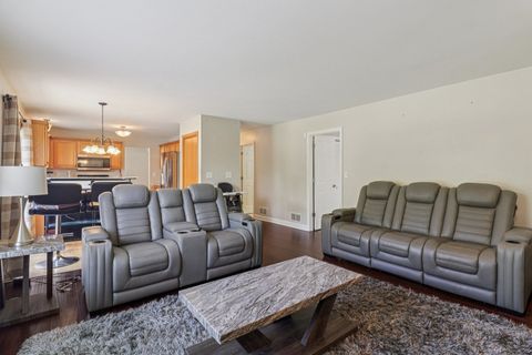 Tiny photo for 3616 Creekside Court, Winthrop Harbor, IL 60096 (MLS # 12462466)