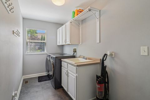 Tiny photo for 3616 Creekside Court, Winthrop Harbor, IL 60096 (MLS # 12462466)