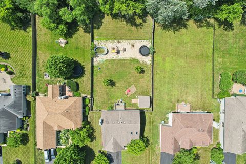 Tiny photo for 3616 Creekside Court, Winthrop Harbor, IL 60096 (MLS # 12462466)