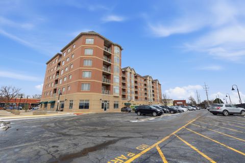 Tiny photo for 9670 Franklin Avenue #411, Franklin Park, IL 60131 (MLS # 12552911)