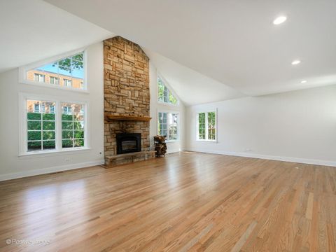 Tiny photo for 314 W Wing Street, Arlington Heights, IL 60005 (MLS # 12485387)